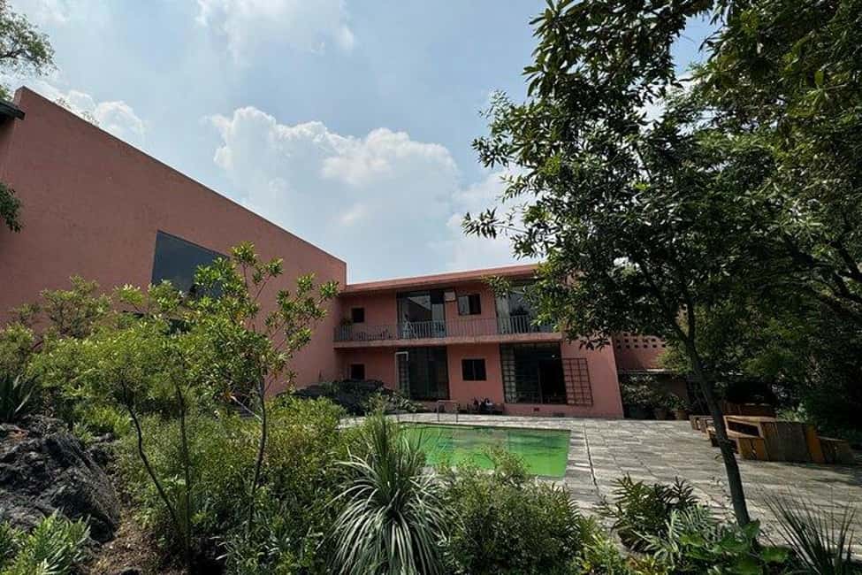 CMDX: Luis Barragan Legacy Exclusive Tour at Casa Pedregal - Who Should Consider This Tour?