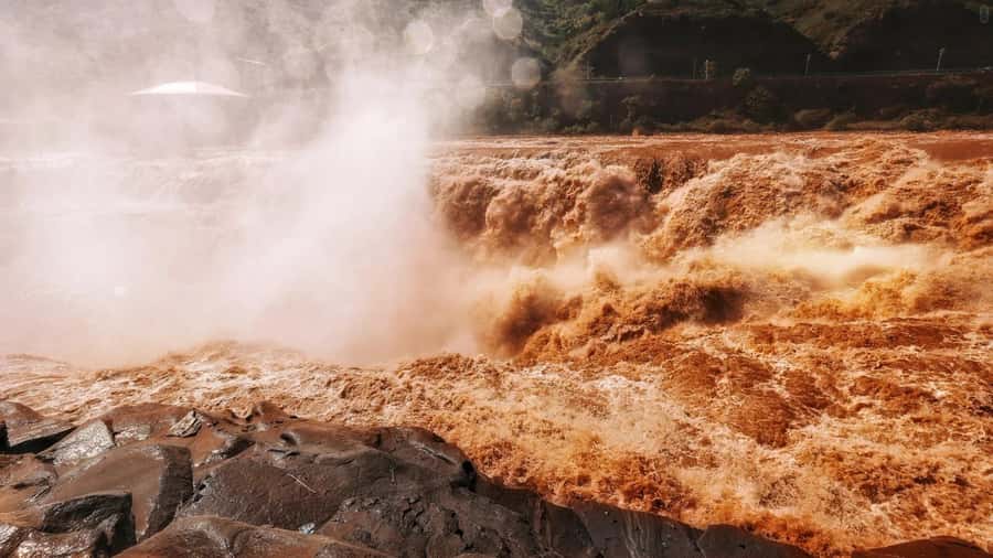 From Xi'an: Hukou Waterfall & Huangdi Mausoleum 1-Day Tour - The Taste of Shaanxi: Traditional Regional Cuisine