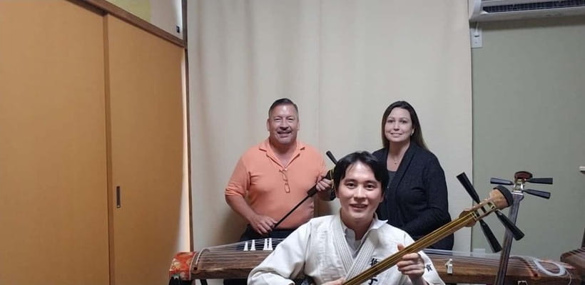 Tokyo: Learn to play traditonal songs on Tsugaru Shamisen - The Value of the Experience