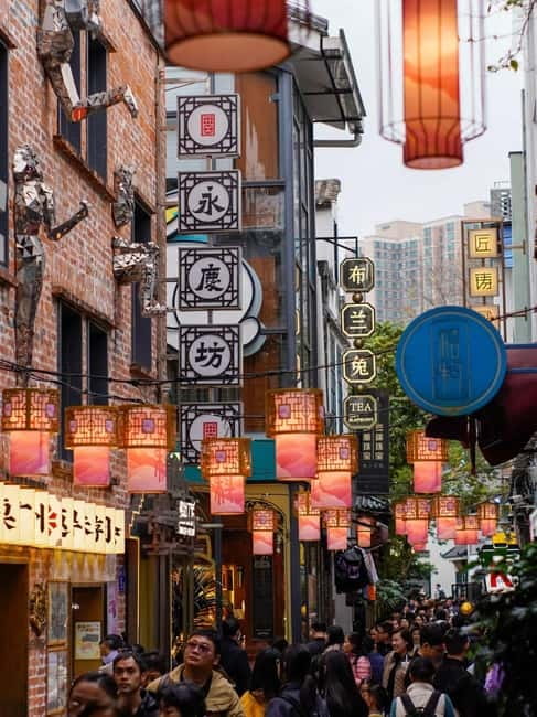 Guangzhou: Explore Xiguan Culture, Heritage & Local Cuisine - Discovering Guangzhou’s Past and Present in Xiguan