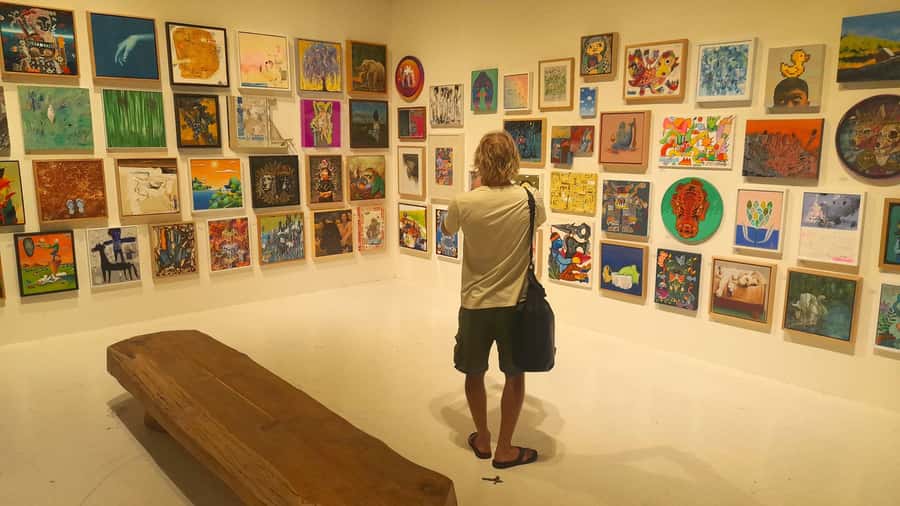 Yogyakarta: Contemporary Art Tour and Local Gallery Visit - Exploring the Itinerary: What to Expect