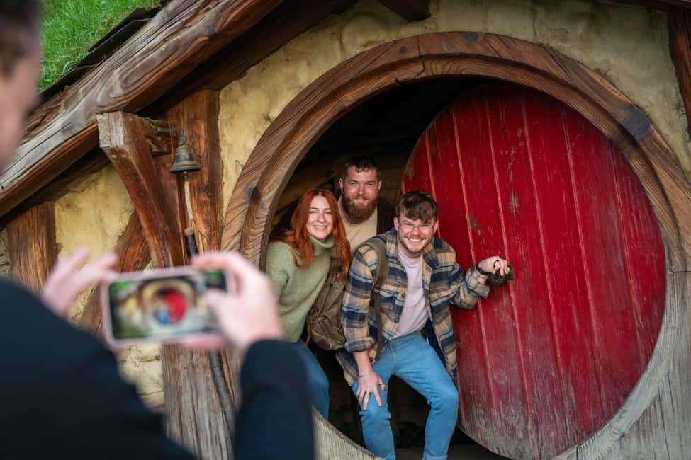 From Auckland: Hobbiton Movie Set Trip with Guided Tour - A Balanced View: Pros and Cons