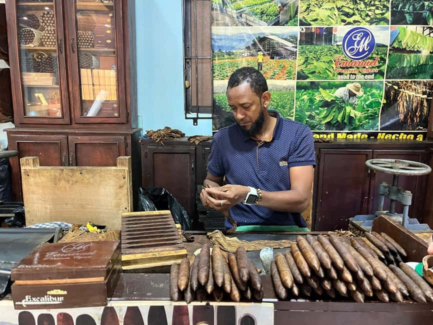 Sabor Dominicano: Rum, Chocolate and Culture Private Tour - The Art of Cigar-Making