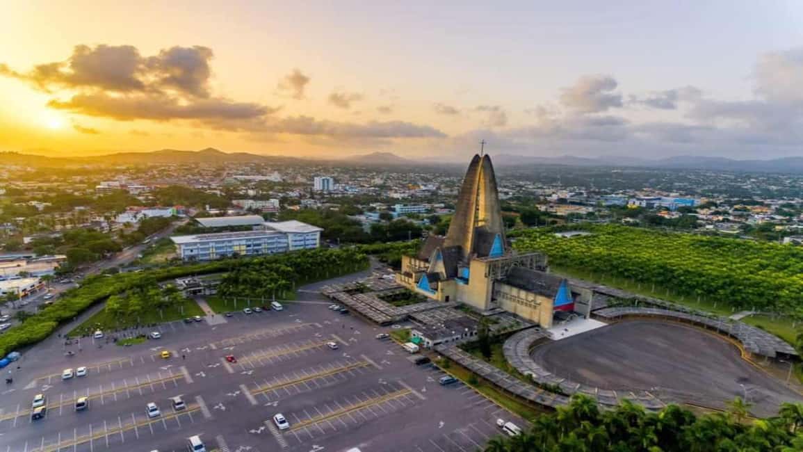 Punta Cana: Higüey, Anamuya Mountains, & Macao Beach Tour - In-Depth Analysis: What Makes This Tour Stand Out