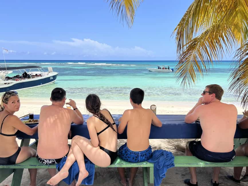 La Romana: Saona Island Boat Tour with Lunch - FAQ