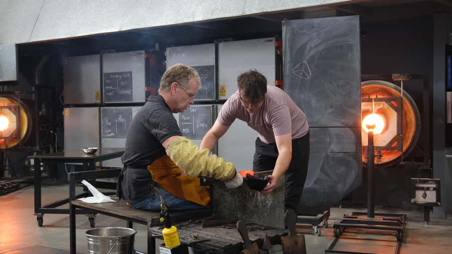 Canberra Glassblowing Experience: Make Your Own Bird - Creating Your Glass Bird: The Process and Outcome
