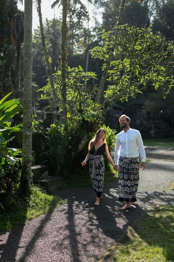 Bali: Private Photoshoot with a Professional Photographer - Meeting Point and Timing