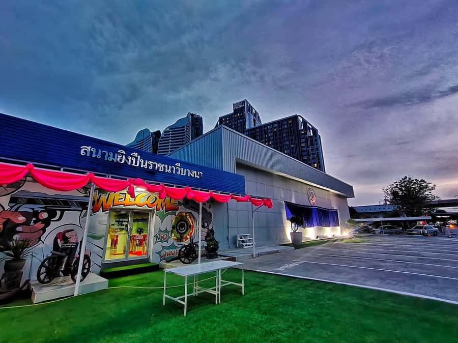 Bangkok: Shooting Range Experience at Ratchanawi - The Experience of Shooting at Ratchanawi