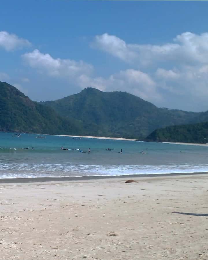 Lombok: Southern Beach, Traditional Village, Handcraft Tour - Practical Details: What to Expect and Tips