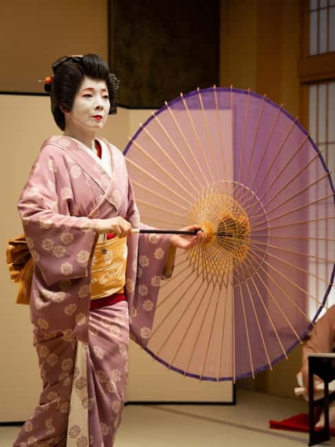 Asakusa: Geisha Performance and Tea House Experience - Good To Know