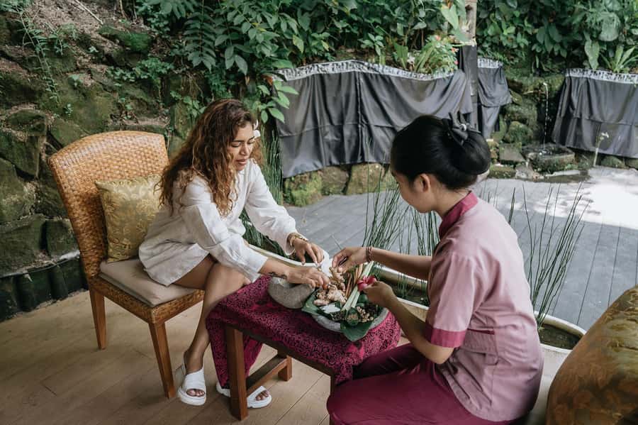 Ubud: Romantic Couple Spa Experience in Riverside View - Key Points