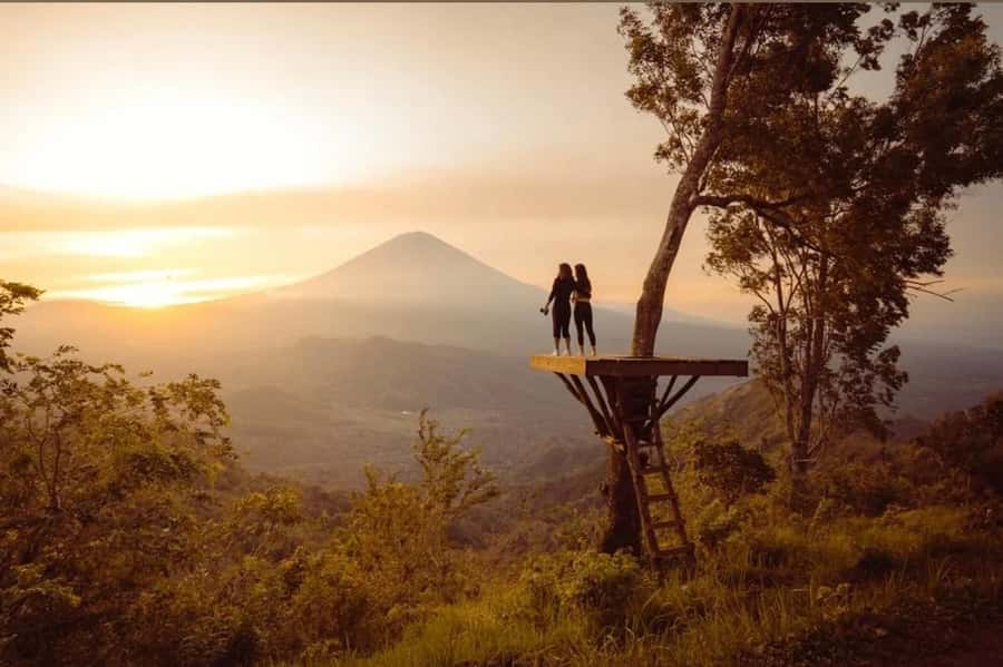 Bali: Hill Sunrise or Sunset Tour with Savana Tianyar Visit - Who Is This Tour Best For?