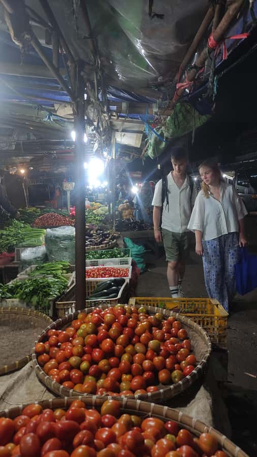 The heart of Bandung and Grand Mosque Guided Walking Tour - The Authentic Connection