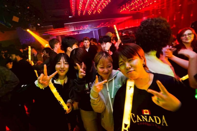 Osaka Dotonbori:GIRAFFE Nightclub Ticket & VIP (For Foreign) - What to Expect From Your Night at GIRAFFE