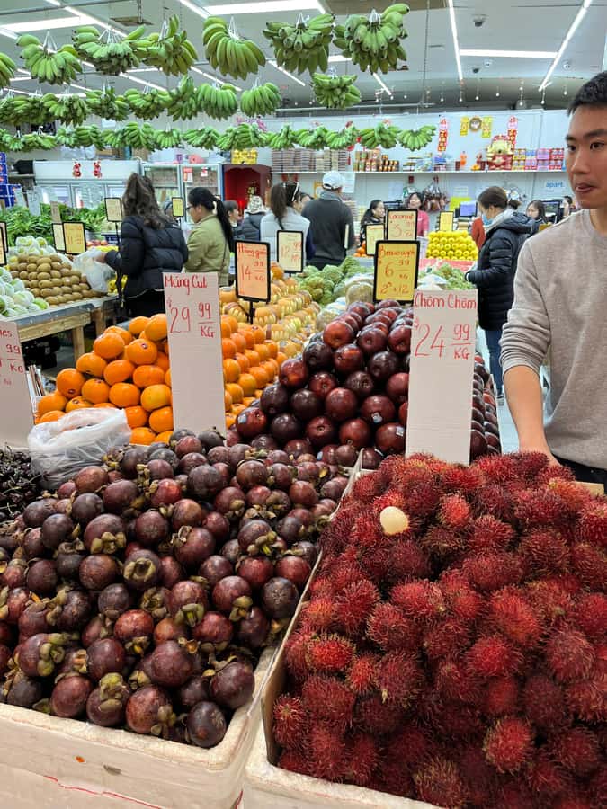 Vietnamese Food Tour with Local Guide - Key Points