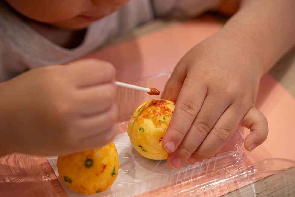 Osaka: Takoyaki Keychain-Making Workshop - An Authentic, Playful Take on Food Culture