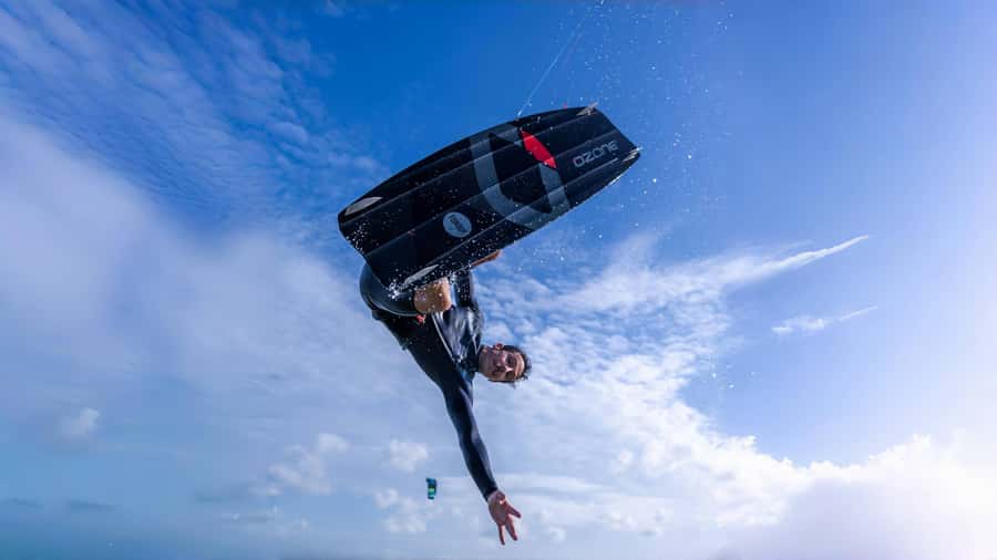 Koh Samui: Beachfront Kitesurfing Lesson with Professionals - Who Is This Experience Best For?