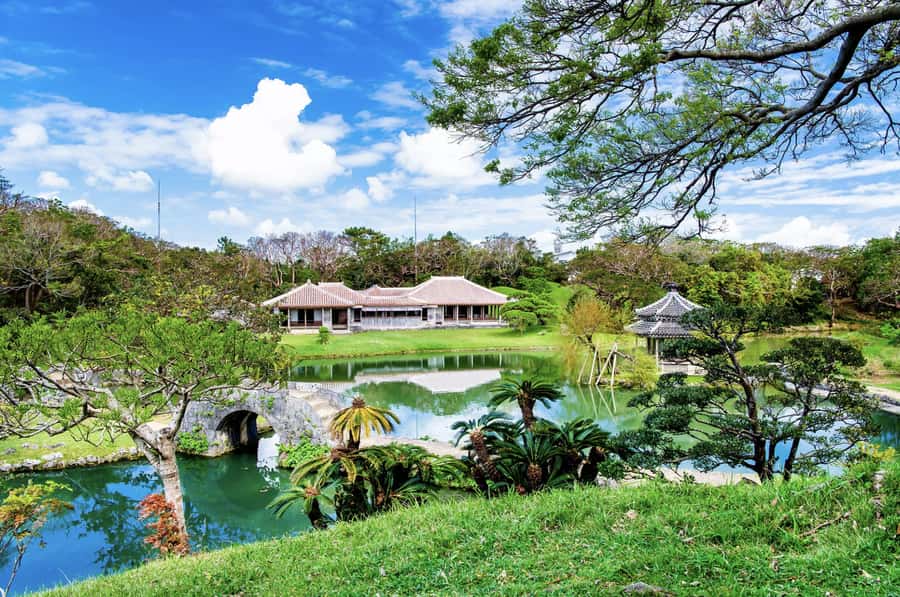 Private shore excursion : Naha Okinawa Shuri Castle & Garden - An In-Depth Look at What to Expect