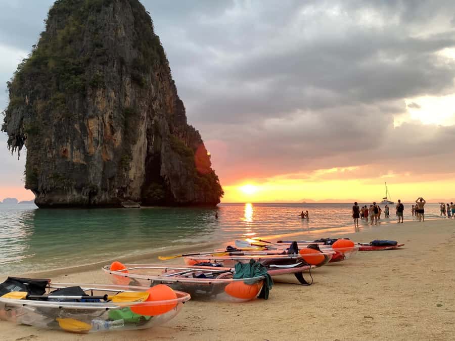 Krabi Railay & Phra Nang: Beach Kayak & Glow Plankton Tour - Key Points