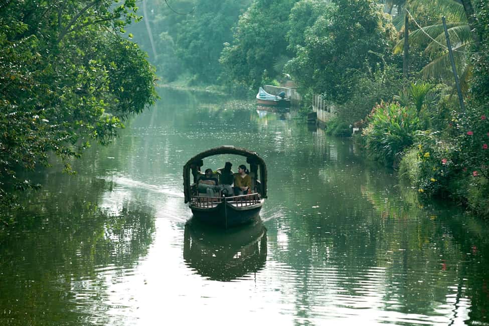 Kerala:- 03 Days Kumarakom & Alleppey Houseboat Cruise Tour - FAQ