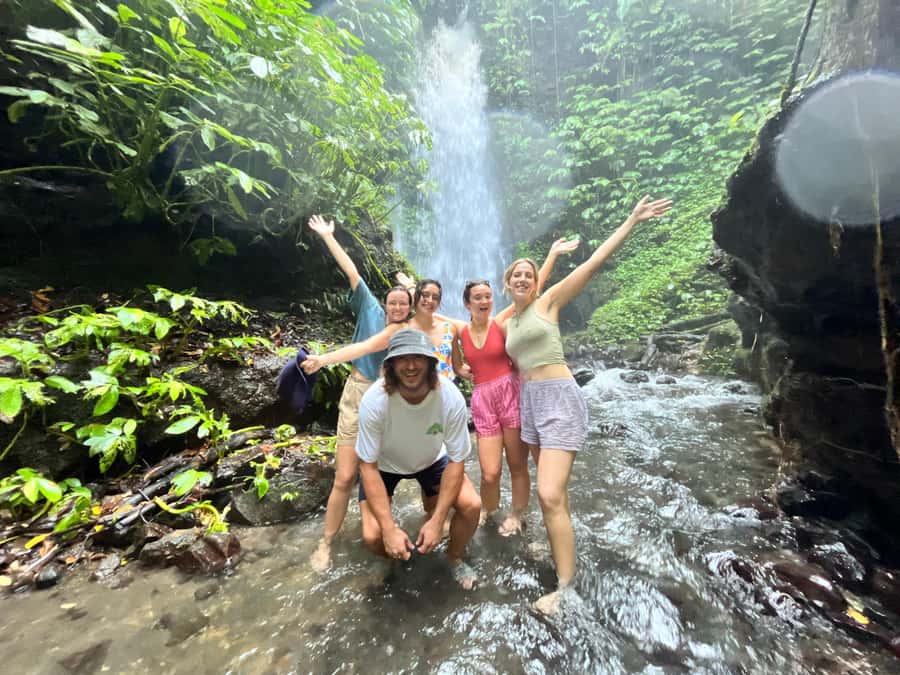 Lombok: Benang Kelambu & Stokel Waterfall, Culture & Beach - Key Points