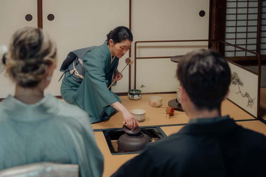 Tokyo: Tea Ceremony at a Traditional Tea House - Key Points
