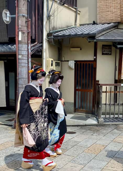 Gion at Night: Secrets and Legends of the Geishas - Good To Know