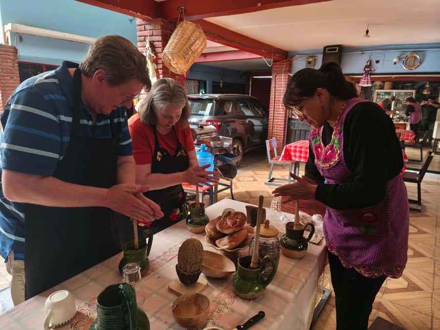 Oaxaca: Chocolate-Making Workshop with Tastings - Tasting and Cultural Insights