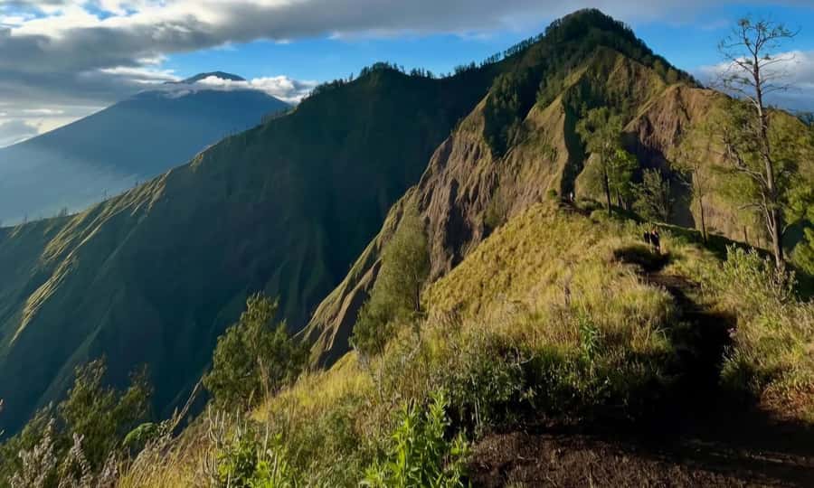 Bali Trunyan Hill Sunrise Hike with Lake Batur Views - Key Points