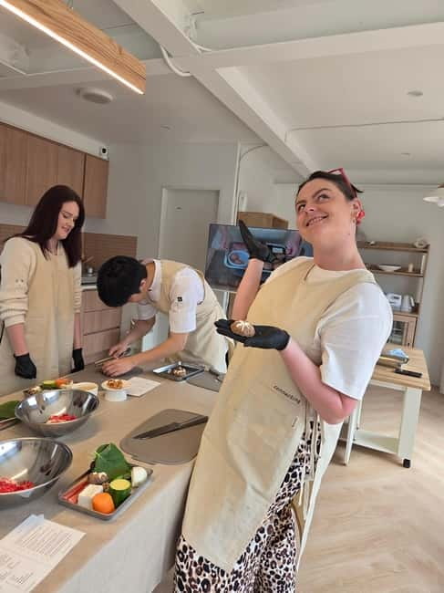 Seoul: Cooking Class and Tour with Michelin-Trained Chef - Good To Know