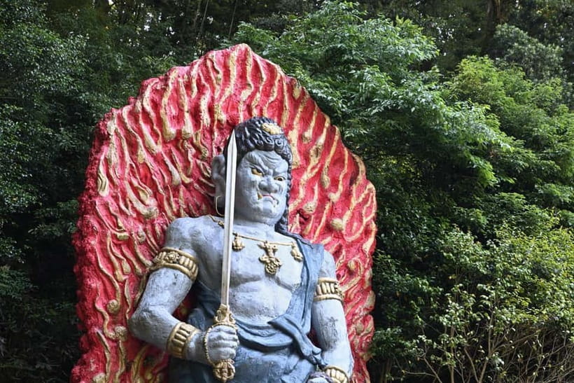 Fukuoka: Nanzoin Temple & Reclining Buddha Guided Tour - A Deep Dive into the Tour Experience