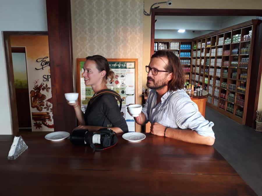 Colombo: Romantic Half-Day Tuk-Tuk Tour with Guide - Good To Know