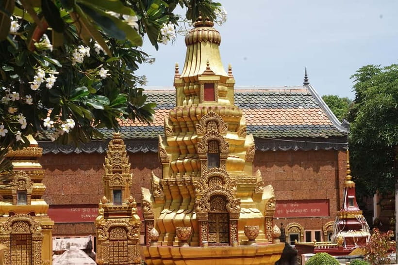 Siem Reap: City Walking Tour and Art Gallery Visit - Discovering Siem Reap’s Hidden Corners