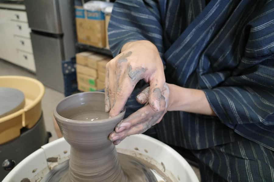 Osaka:Tradditional Japanese Ceramics Private Experience - An In-Depth Look at the Traditional Japanese Ceramics Private Experience