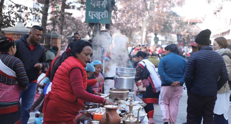 Kathmandu: Tokha Saturday Food Market Tour with Tastings - Shopping for Genuine Nepali Souvenirs