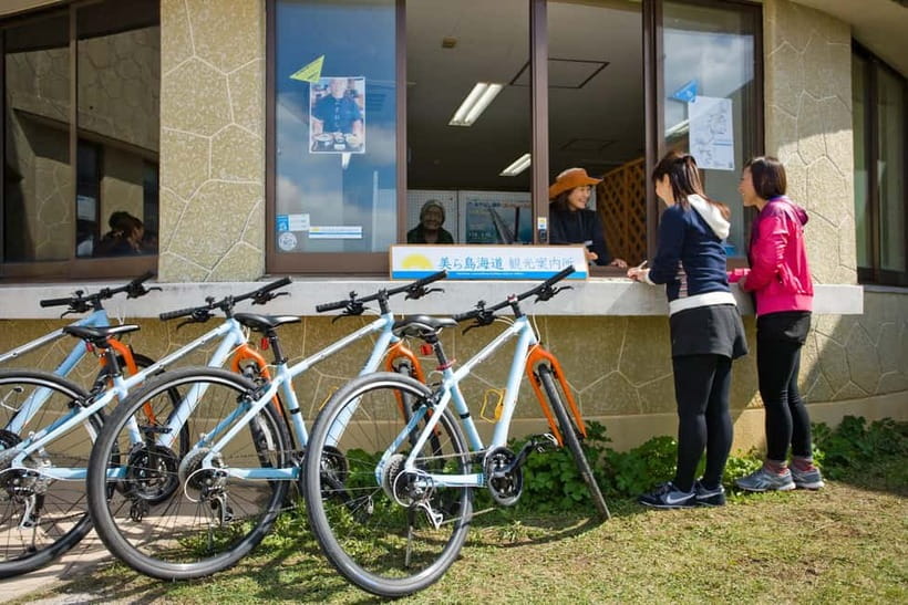 Okinawa: Henza and Hamahiga Islands Guided Bike Tour - Key Points