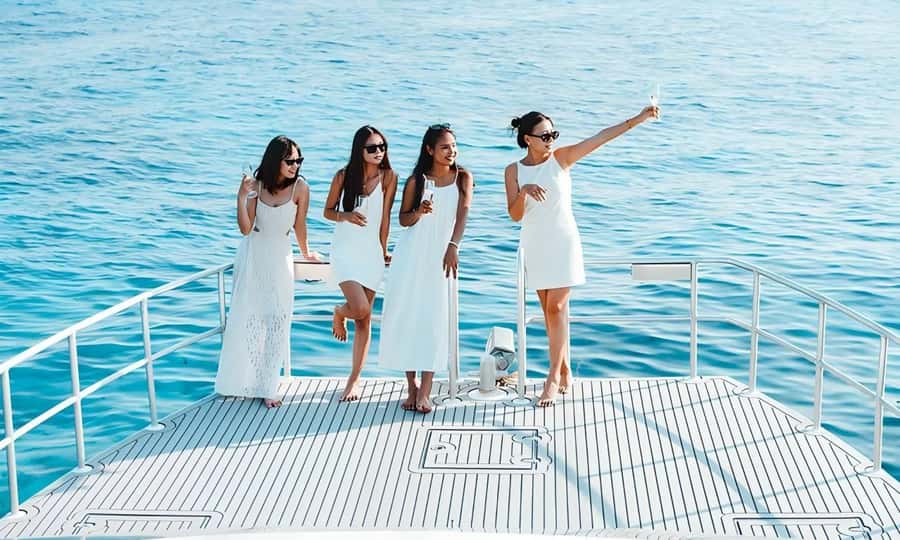 Phuket:Phi Phi, Bamboo, Maiton, Maya Speed Catamaran Tour - Who Will Love This Tour?