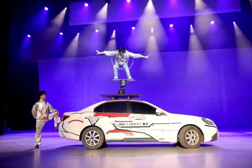 Shenzhen: Holographic Projection Show - The Performance Breakdown