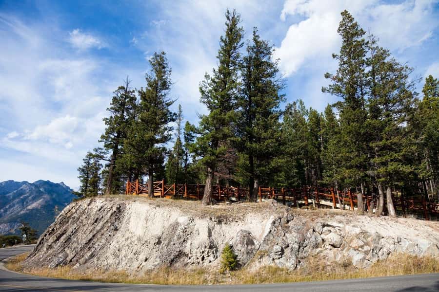 Calgary: Banff Gondola, Hot Spring, Bow Fall and Top 3 Lakes - The Banff Gondola and Sulphur Mountain