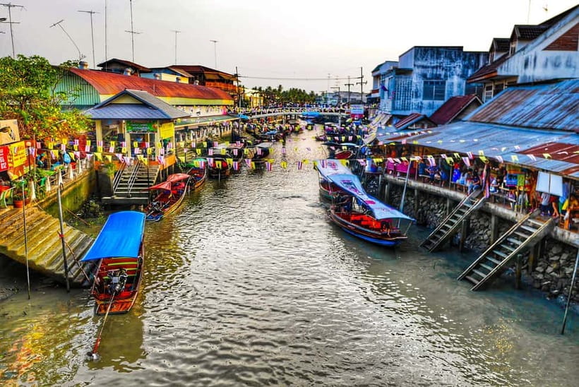BKK: Damnoen Floating Market, Maeklong Rail & River Bridge - The Practical Side: Transport, Duration, and Booking
