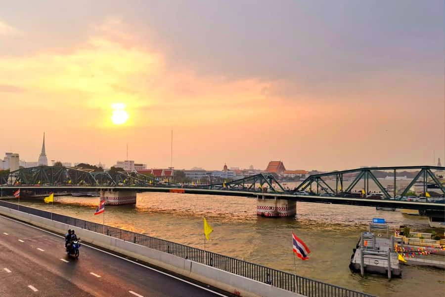 Bangkok: CHOB TUK TUK Local BEER and Food Tasting - Detailed Breakdown of the Itinerary