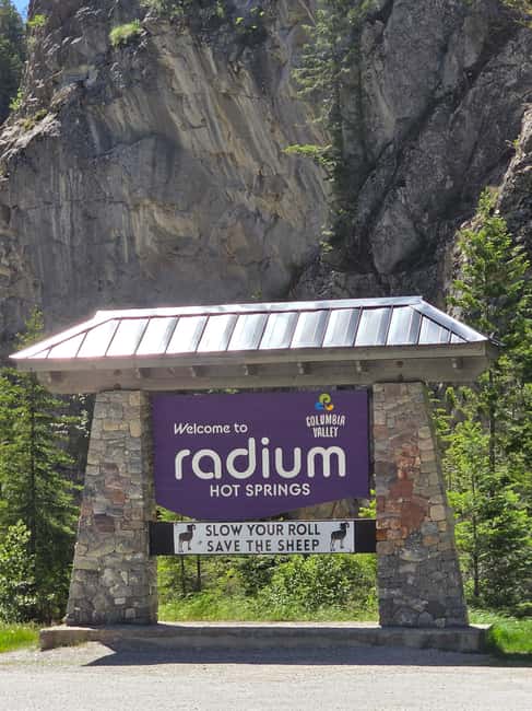 Soak & Explore: Radium Hot Springs and Kootenay Park Tour - Experience Overview