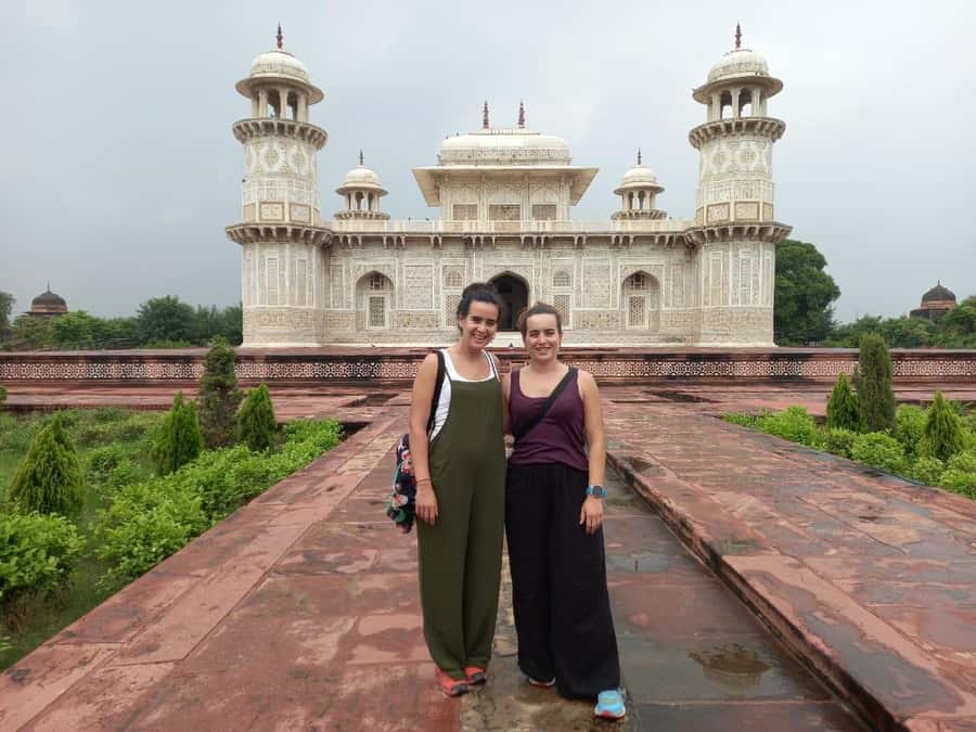 From Delhi: All-Inclusive Taj Mahal & Agra Tour with 5*Lunch - The Journey Begins: Comfort and Convenience from Delhi