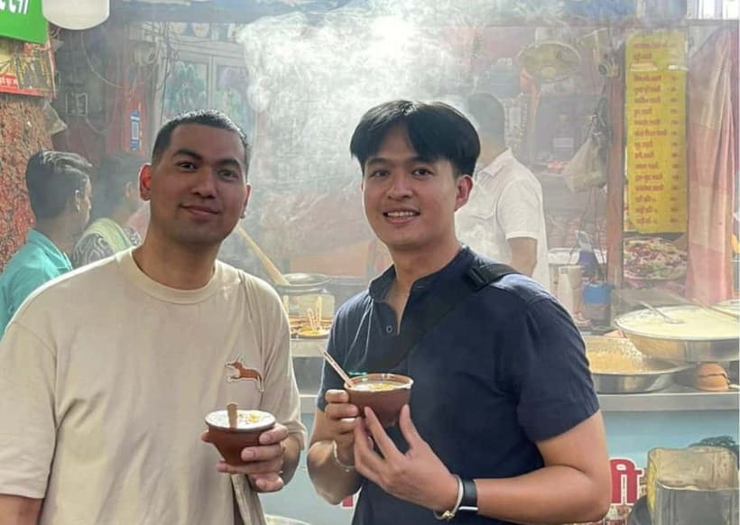 Varanasi: Street Food Walking Tour with 7+ Tastings - Introduction to Varanasi’s Food Culture