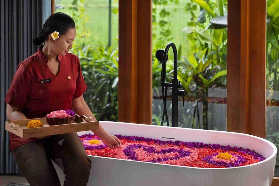 Ubud: Tejas Inara Alas Harum Spa Massage & Flower Bath - What Makes This Spa Special?