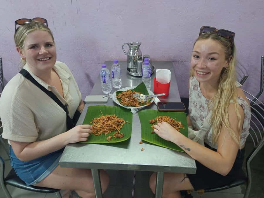 Colombo Express Street Food Tour with 10 + Tastings - Authentic Experiences and Local Insights