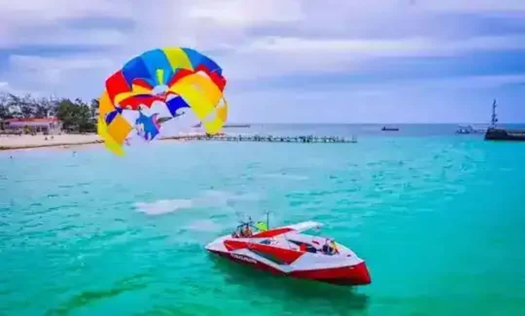 Punta Cana: Parasailing Adventure with Hotel Pickup - The Experience in Detail  