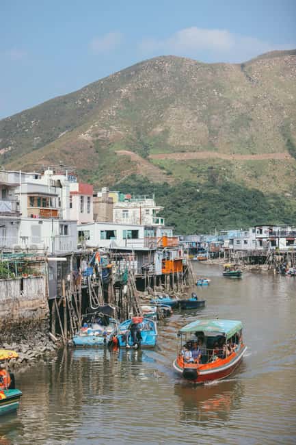 Hong Kong: Lantau, Big Buddha & Tai O Tour w/Private Coach - Practical Details and What to Expect