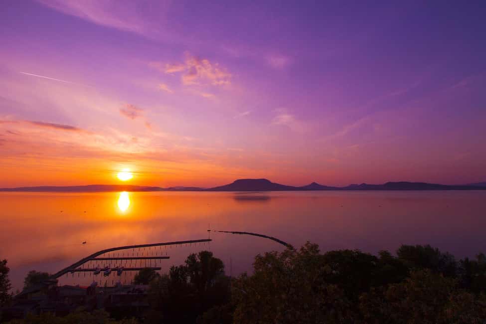 Budapest: Tihany Peninsula Hike and Abbey Day Trip - Food and Rest Breaks