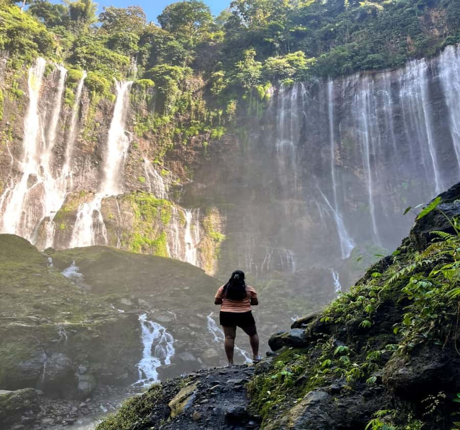 Malang: Tumpak Sewu Waterfall & Goa Tetes Guided Tour - Authentic Experiences and Hidden Details